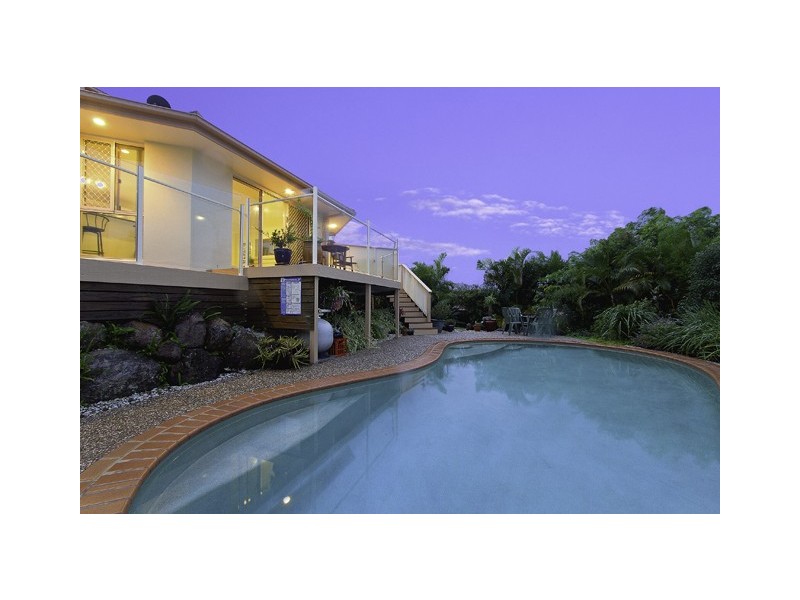 22 Sirec Way, Burleigh Heads QLD 4220