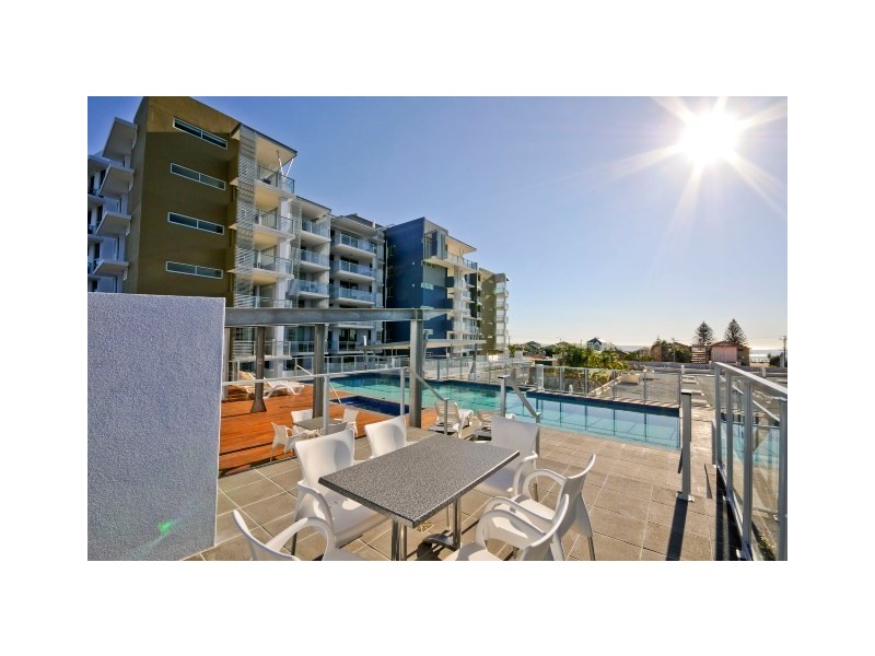 10 Fifth Avenue, Palm Beach QLD 4221