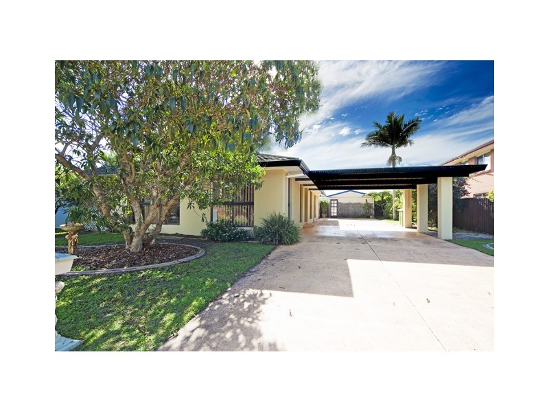 7 Kauri Court, Palm Beach QLD 4221