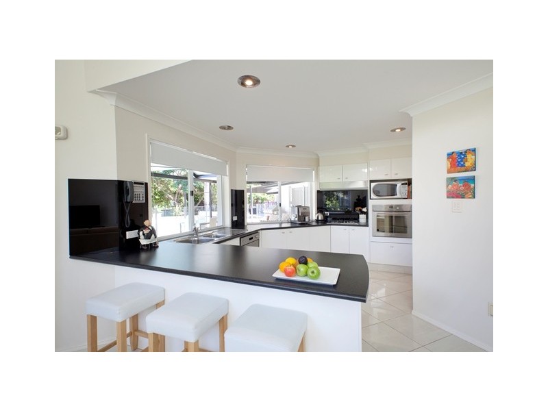 17 Jamberoo Court, Tallebudgera QLD 4228