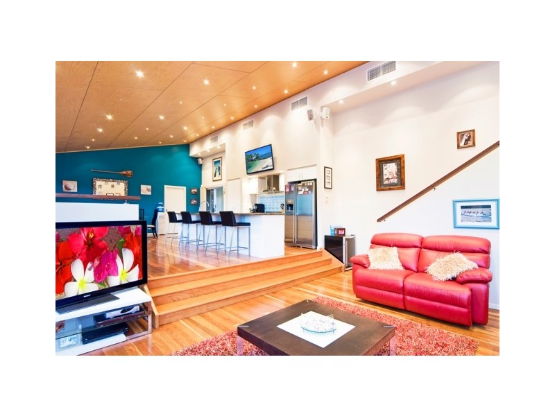 1049 Tallebudgera Creek Road, Tallebudgera Valley QLD 4228