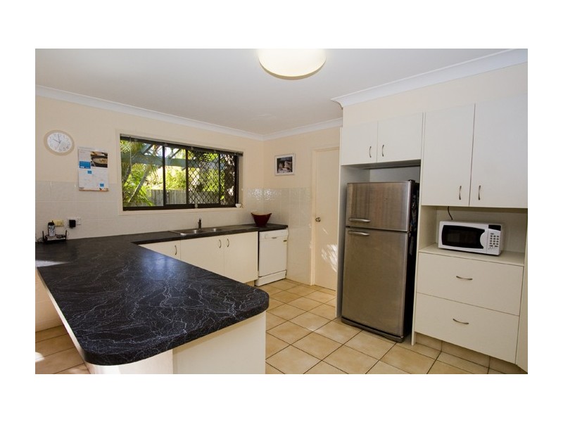 22 Carolina Close, Elanora QLD 4221