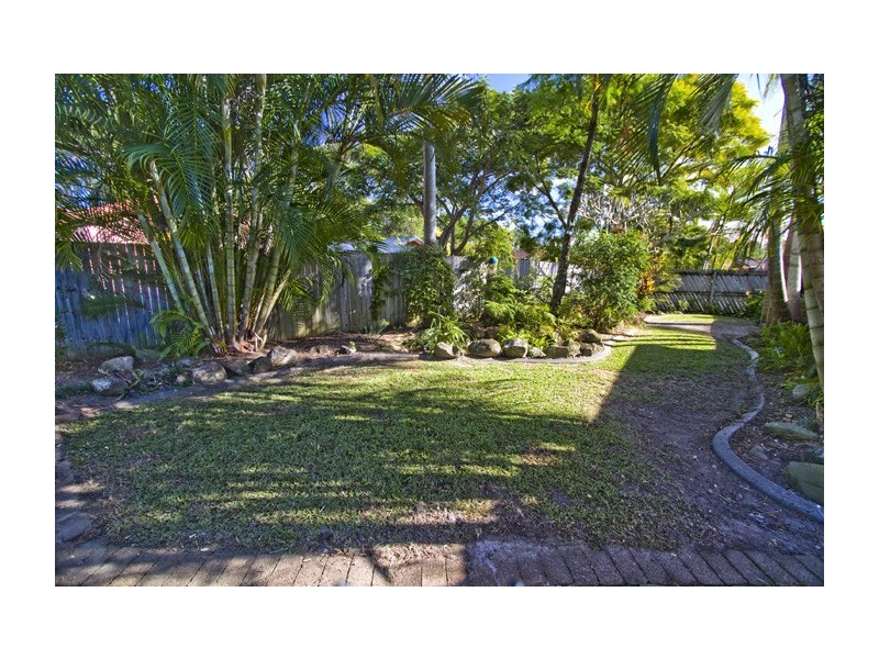 22 Carolina Close, Elanora QLD 4221