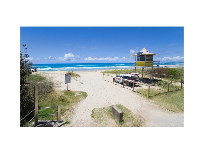 7 Twenty Fourth Avenue, Palm Beach QLD 4221