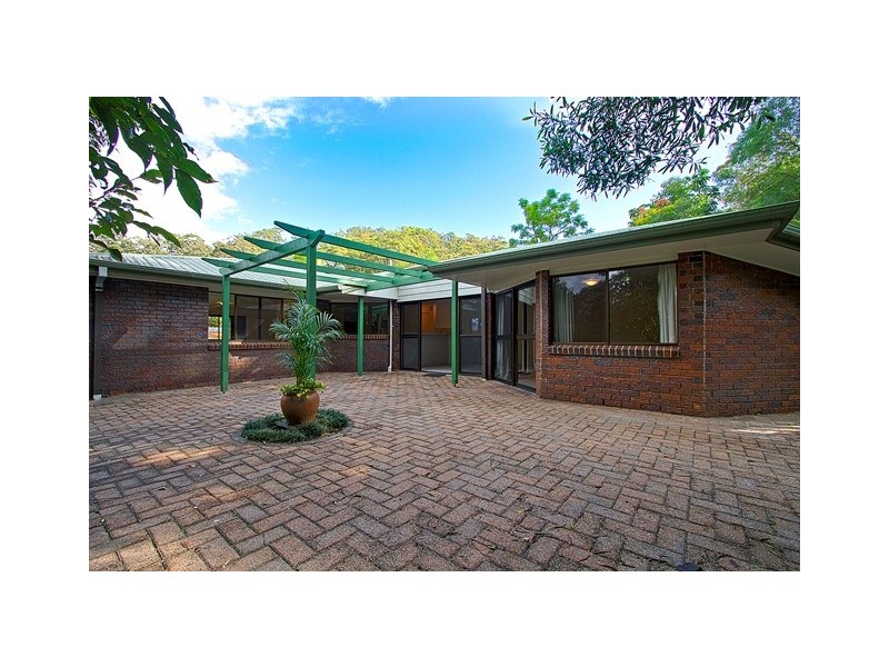 15 Bronhill Street, Currumbin Waters QLD 4223