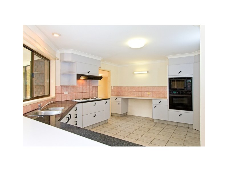 15 Bronhill Street, Currumbin Waters QLD 4223