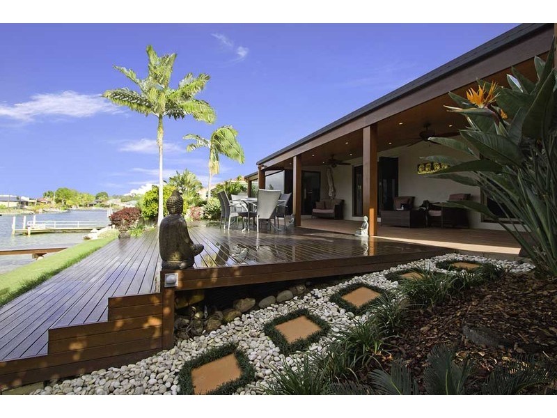 4 Kingfish Court, Palm Beach QLD 4221