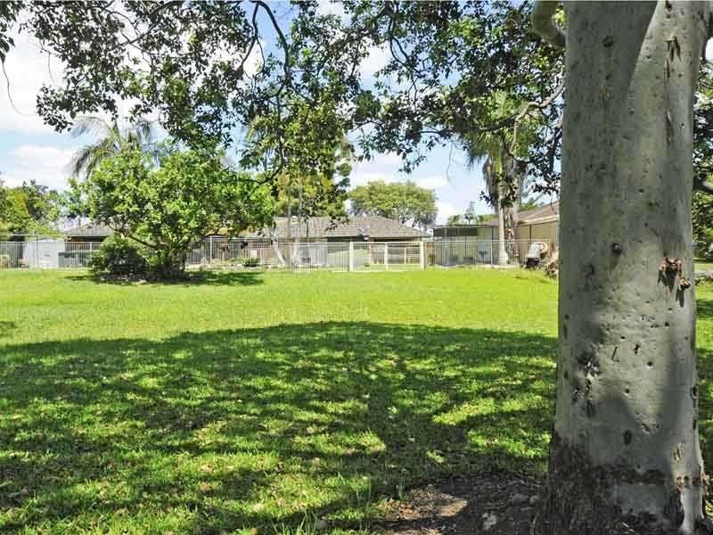 28 Larch Street, Tallebudgera QLD 4228