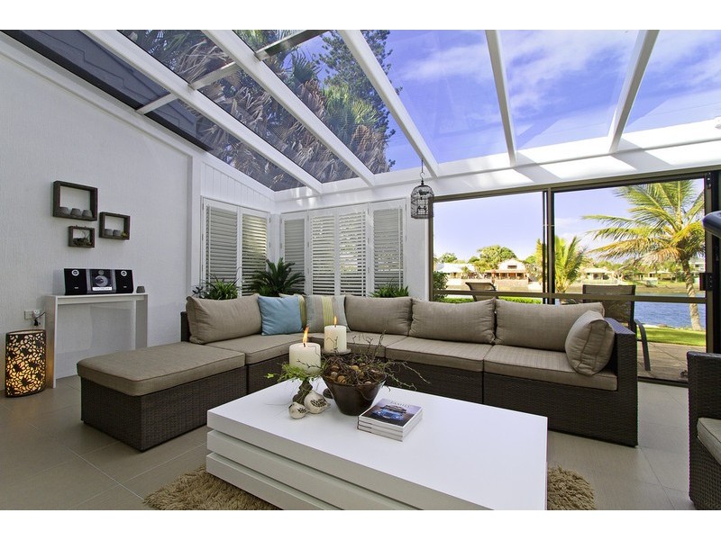 152 Tallebudgera Drive, Palm Beach QLD 4221