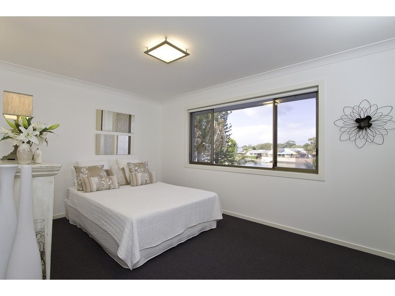 152 Tallebudgera Drive, Palm Beach QLD 4221