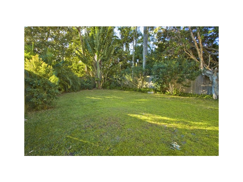 31 Twenty Fifth Avenue, Palm Beach QLD 4221