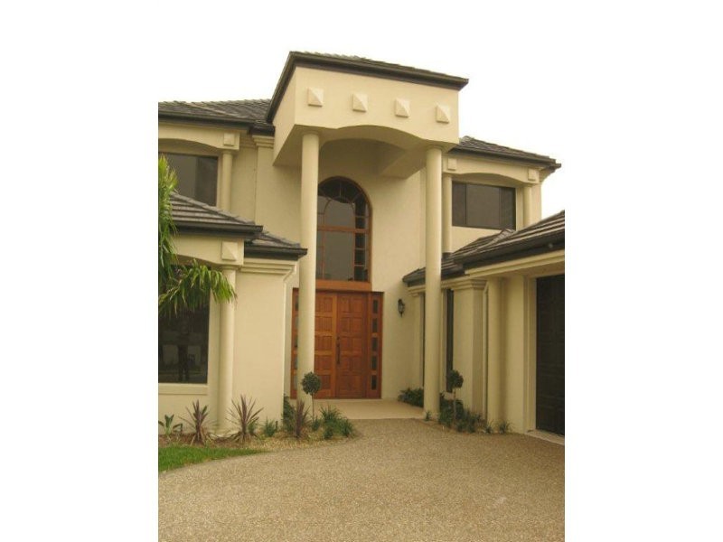 Hope Island QLD 4212