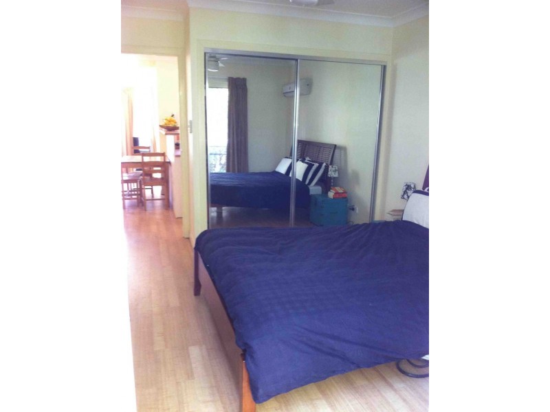 4/31 Mawarra, Chevron Island QLD 4217