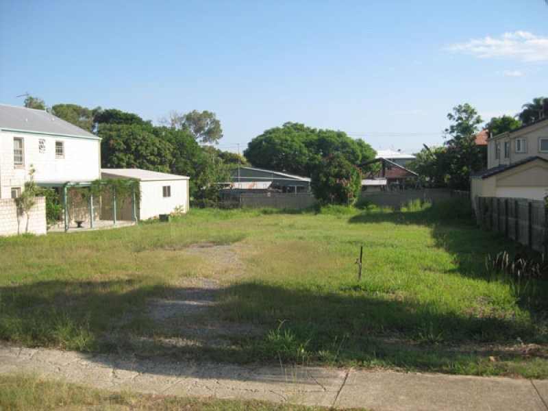 119 Eugaree Street B, Southport QLD 4215