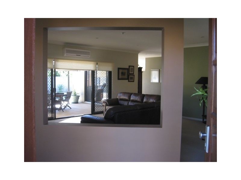 3 Morea Court, Varsity Lakes QLD 4227