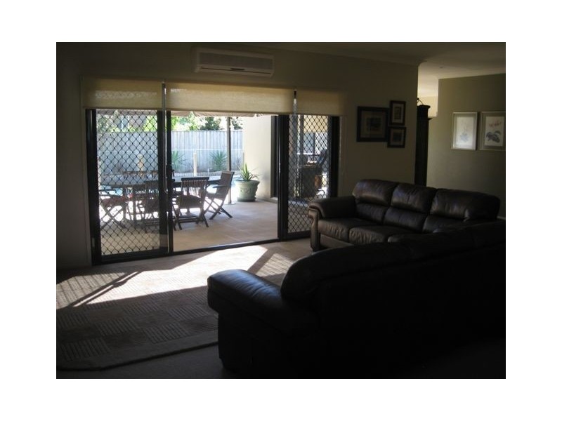 3 Morea Court, Varsity Lakes QLD 4227