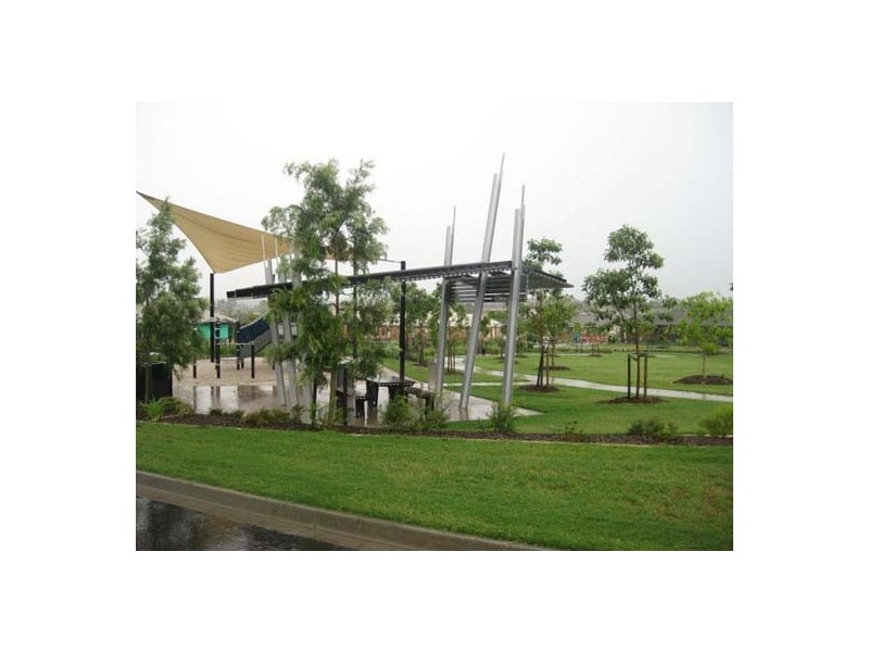 North Lakes QLD 4509