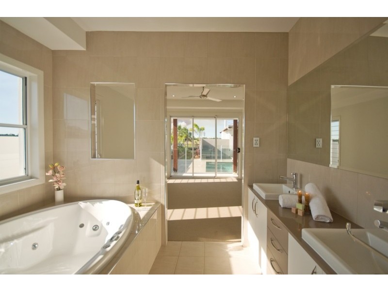 Banksia Beach QLD 4507