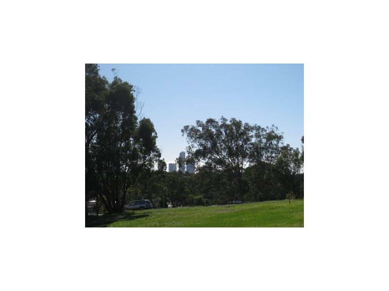 263 Ashmore Rd B, Benowa QLD 4217