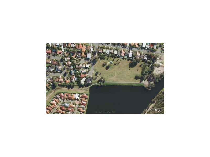 90  Bamboo Ave, Bundall QLD 4217