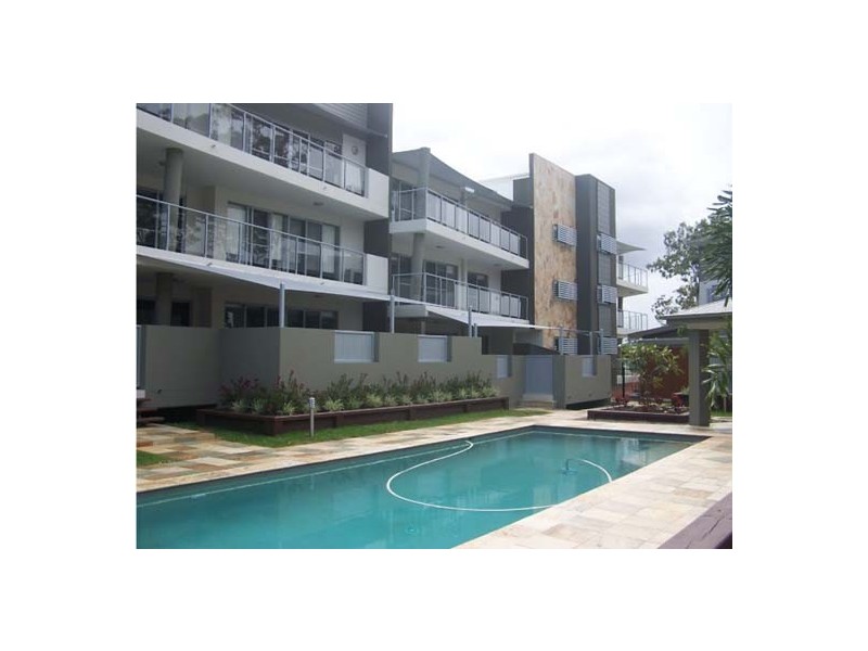 28 Castello Circuit, Varsity Lakes QLD 4227