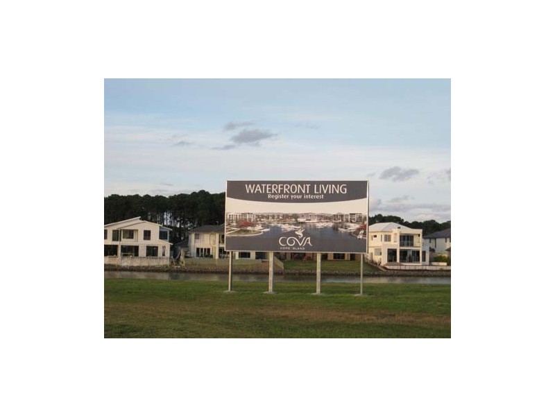 Hope Island QLD 4212