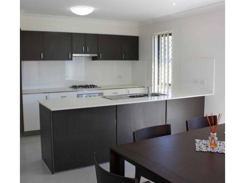 Pacific Pines QLD 4211