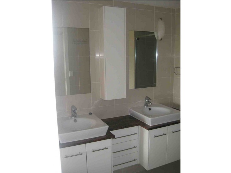 Broadbeach QLD 4218