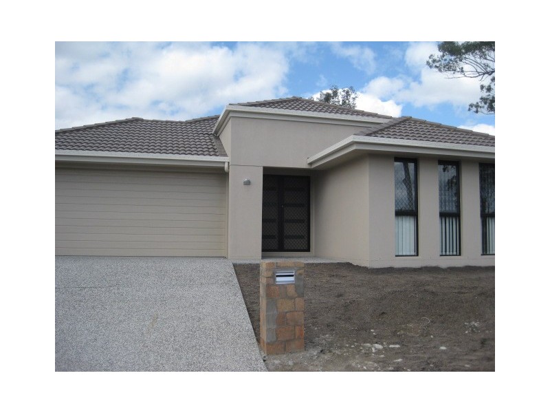 208 Barrington Court, Waterford QLD 4133