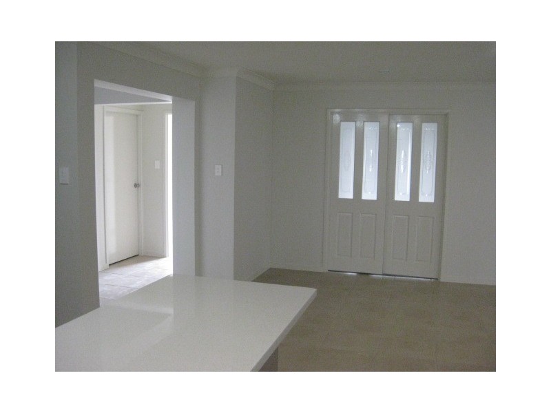 208 Barrington Court, Waterford QLD 4133