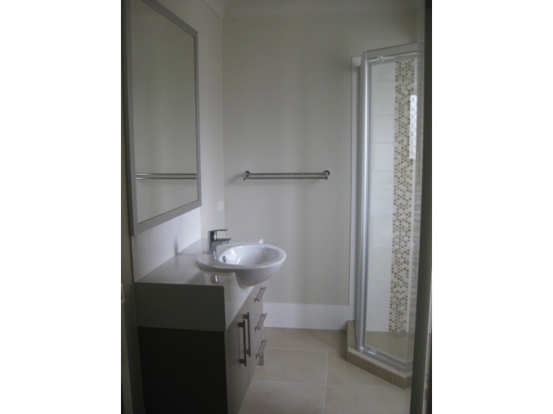 208 Barrington Court, Waterford QLD 4133