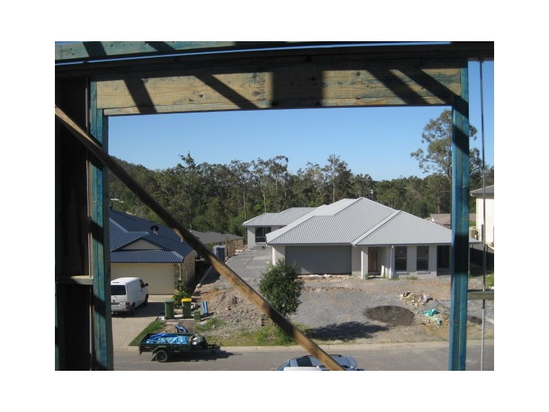 6 Joshua Place, Oxenford QLD 4210