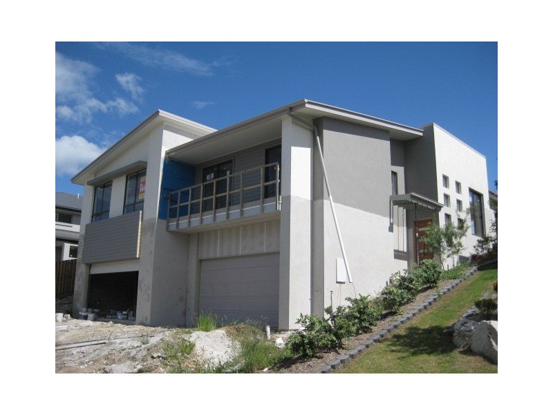 6 Joshua Place, Oxenford QLD 4210