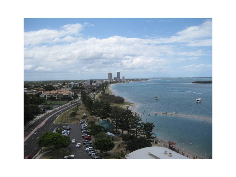 24/1 Imperial Parade, Labrador QLD 4215