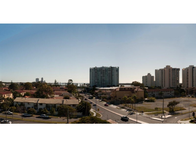 128 Frank Street, Labrador QLD 4215