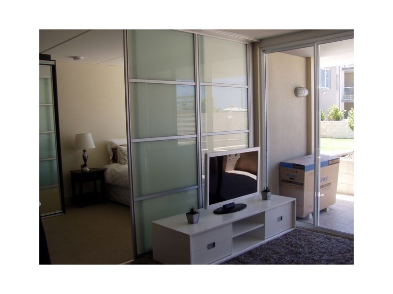 96 High street, Southport QLD 4215