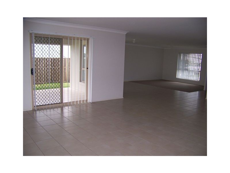 48 Summerlea Crescent, Ormeau QLD 4208
