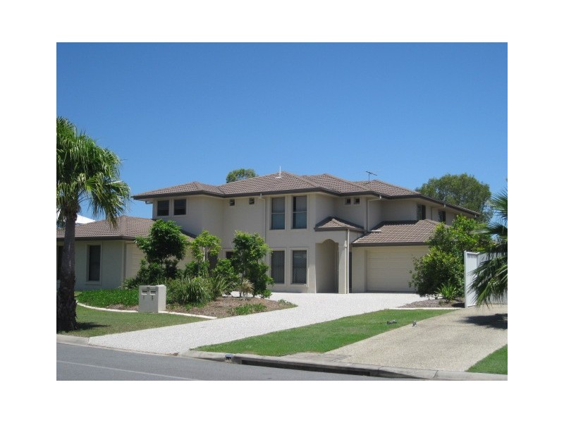 70 Marina Boulevard, Banksia Beach QLD 4507