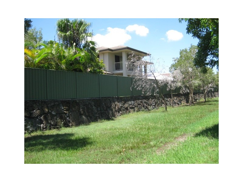 70 Marina Boulevard, Banksia Beach QLD 4507