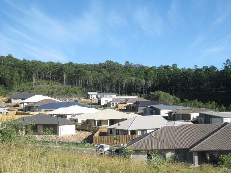8 Bushland place, Maudsland QLD 4210