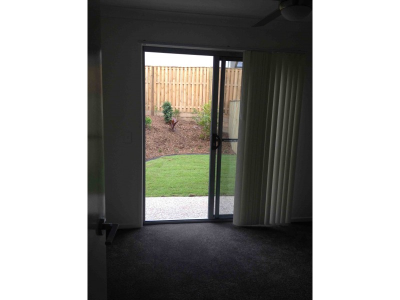 10 Bushland place, Maudsland QLD 4210