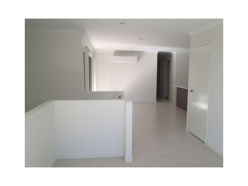 10 Bushland place, Maudsland QLD 4210