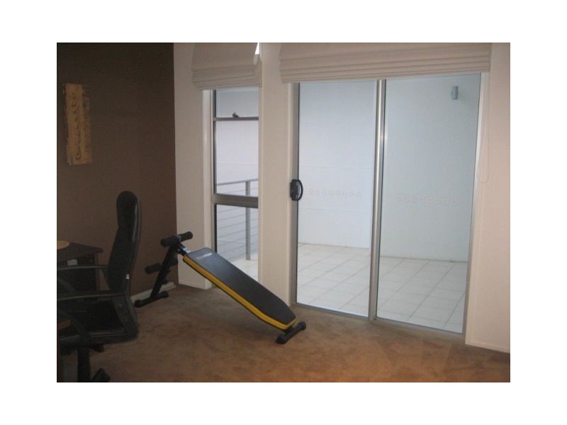 2/11 Cezaire, Varsity Lakes QLD 4227