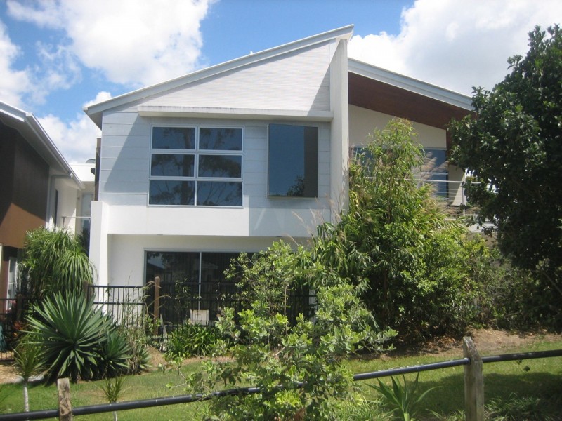 2/11 Cezaire, Varsity Lakes QLD 4227