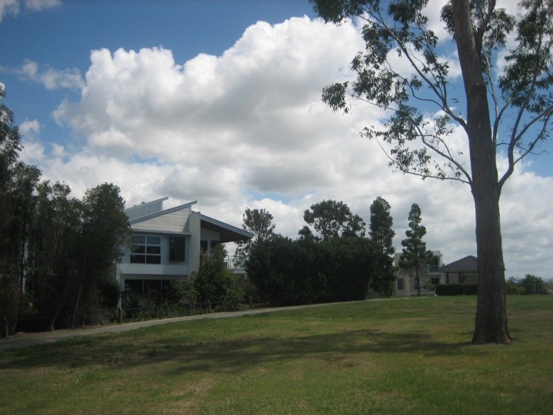 2/11 Cezaire, Varsity Lakes QLD 4227