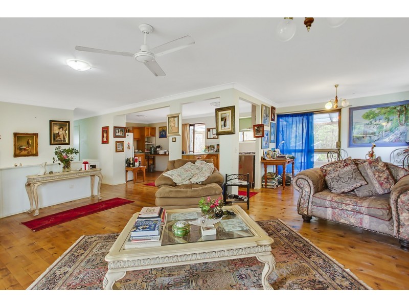 11 Dinjirra, Tugun QLD 4224