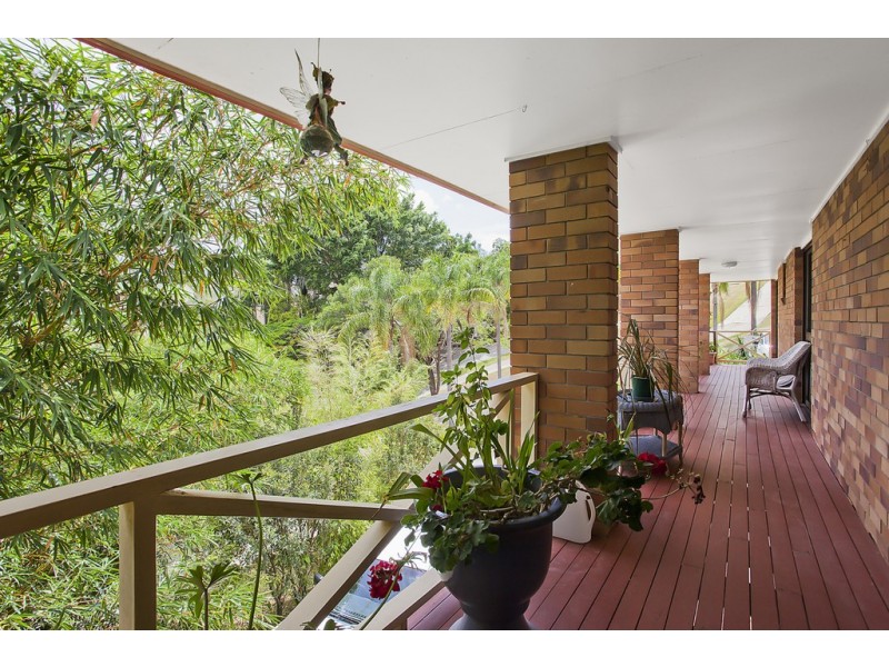 11 Dinjirra, Tugun QLD 4224