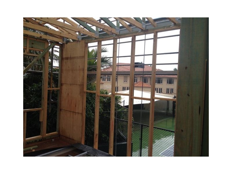 28 Oak Ave, Surfers Paradise QLD 4217