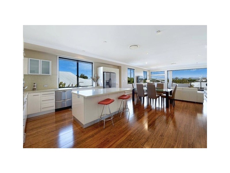 6009A The Boulevard, Benowa QLD 4217