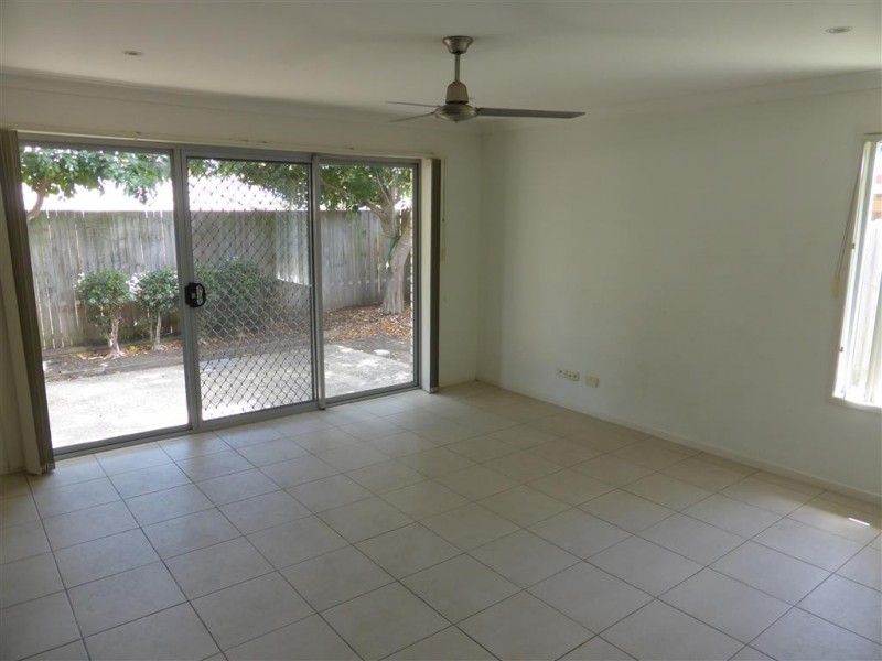 9 Turquoise Street, Redland Bay QLD 4165